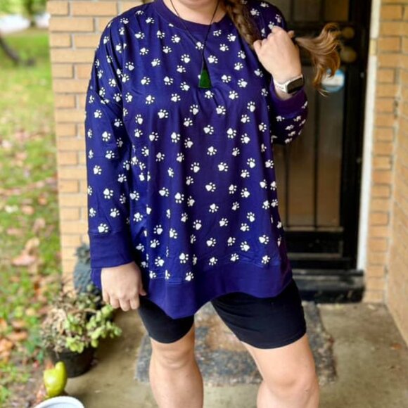 NEW LuLaRoe Hannah Paw Print Navy Blue White Pullover Long Sleeve Shirt NWT - Picture 4 of 4